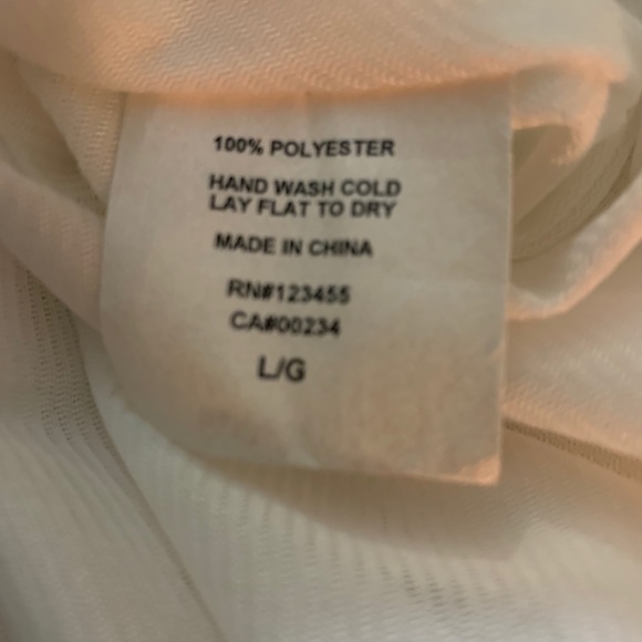 Blue, pink print MISSES DRESS from Lord & Taylor. Size Large. Retail $90. NWT! - Picture 8 of 10